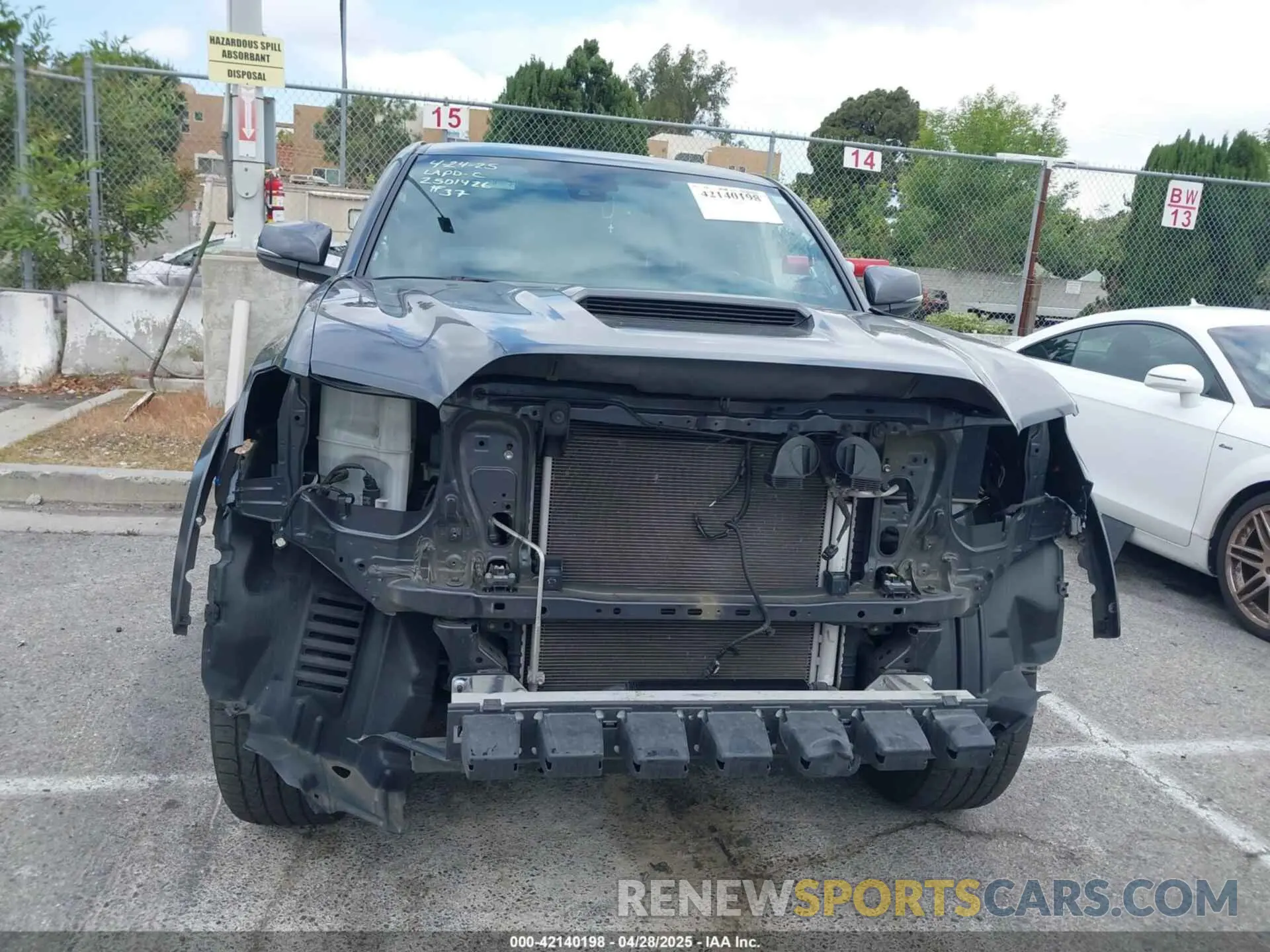 12 Photograph of a damaged car 3TMCZ5AN6NM491351 TOYOTA TACOMA 2022