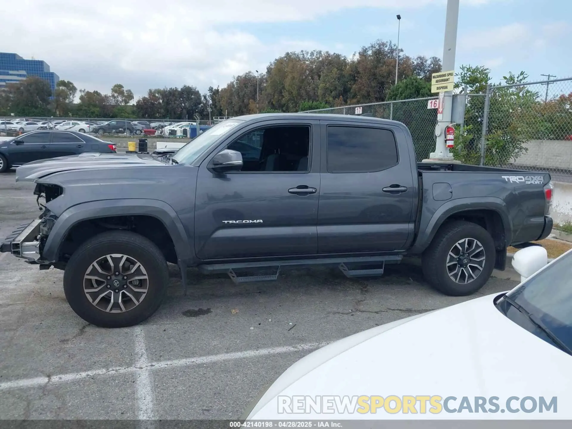 14 Photograph of a damaged car 3TMCZ5AN6NM491351 TOYOTA TACOMA 2022