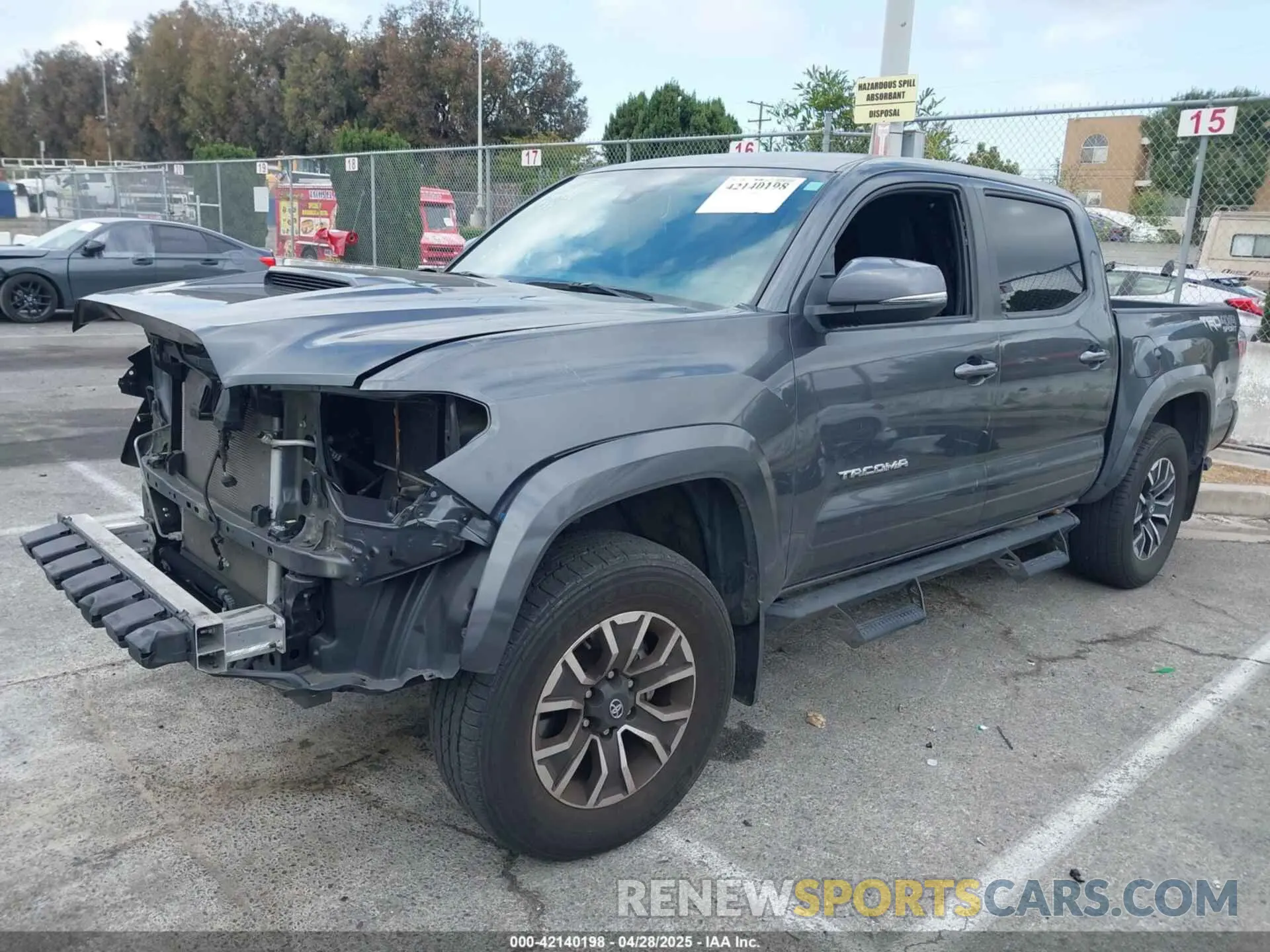 2 Photograph of a damaged car 3TMCZ5AN6NM491351 TOYOTA TACOMA 2022