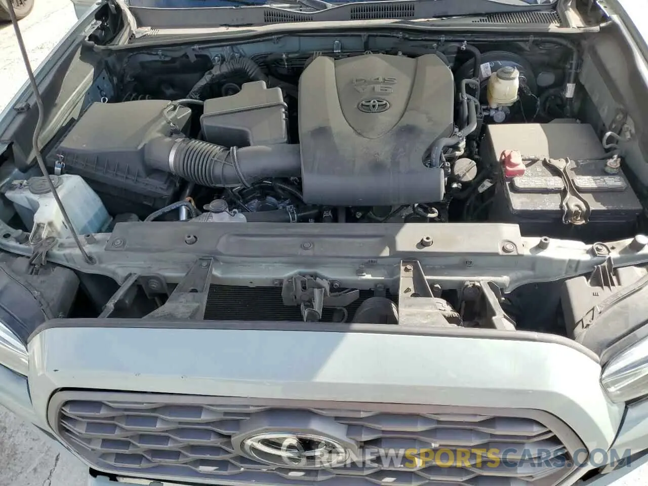 11 Photograph of a damaged car 3TMCZ5AN7NM457631 TOYOTA TACOMA 2022