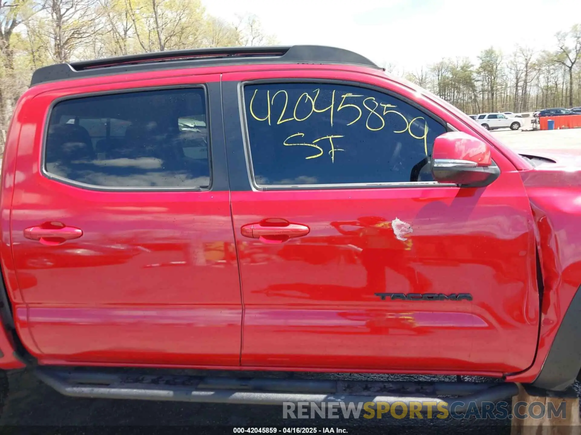 14 Photograph of a damaged car 3TMCZ5AN7NM496414 TOYOTA TACOMA 2022