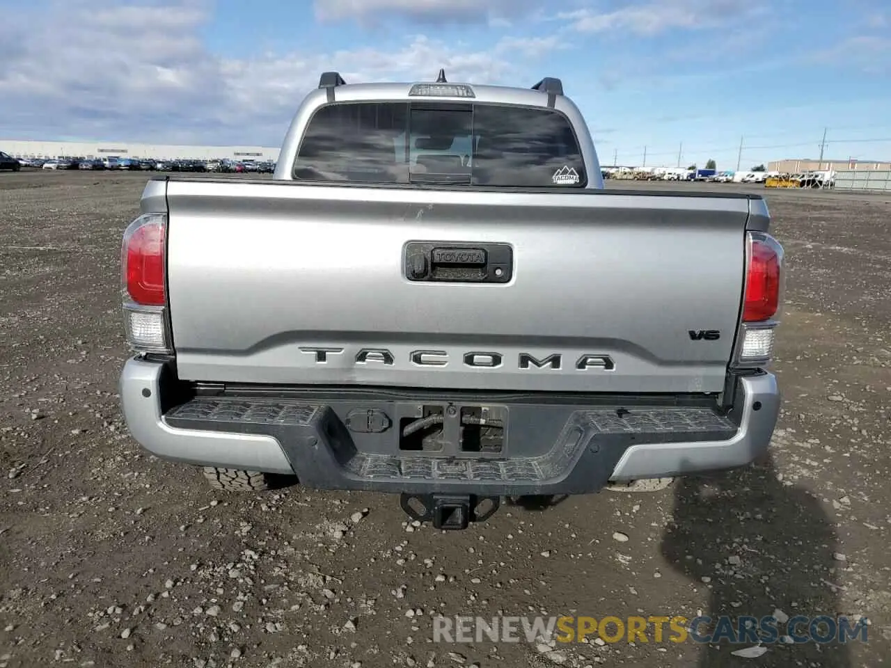 6 Photograph of a damaged car 3TMCZ5AN8NM458271 TOYOTA TACOMA 2022