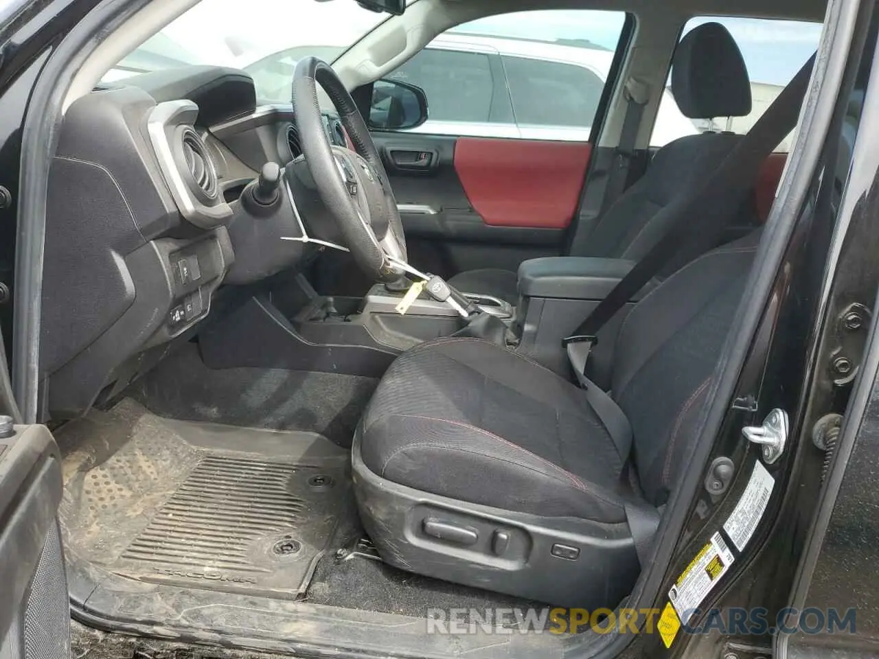 7 Photograph of a damaged car 3TMCZ5AN8NM482781 TOYOTA TACOMA 2022
