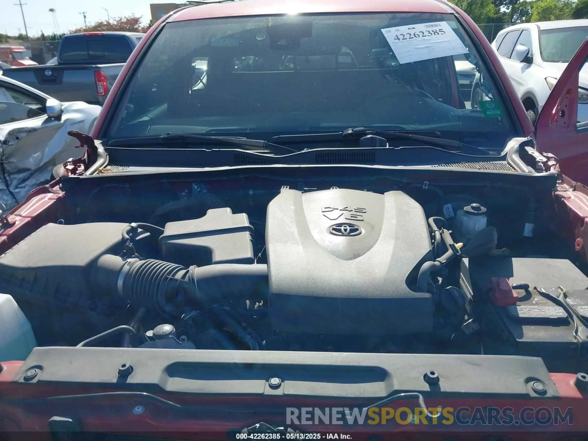 10 Photograph of a damaged car 3TMCZ5AN8NM493053 TOYOTA TACOMA 2022