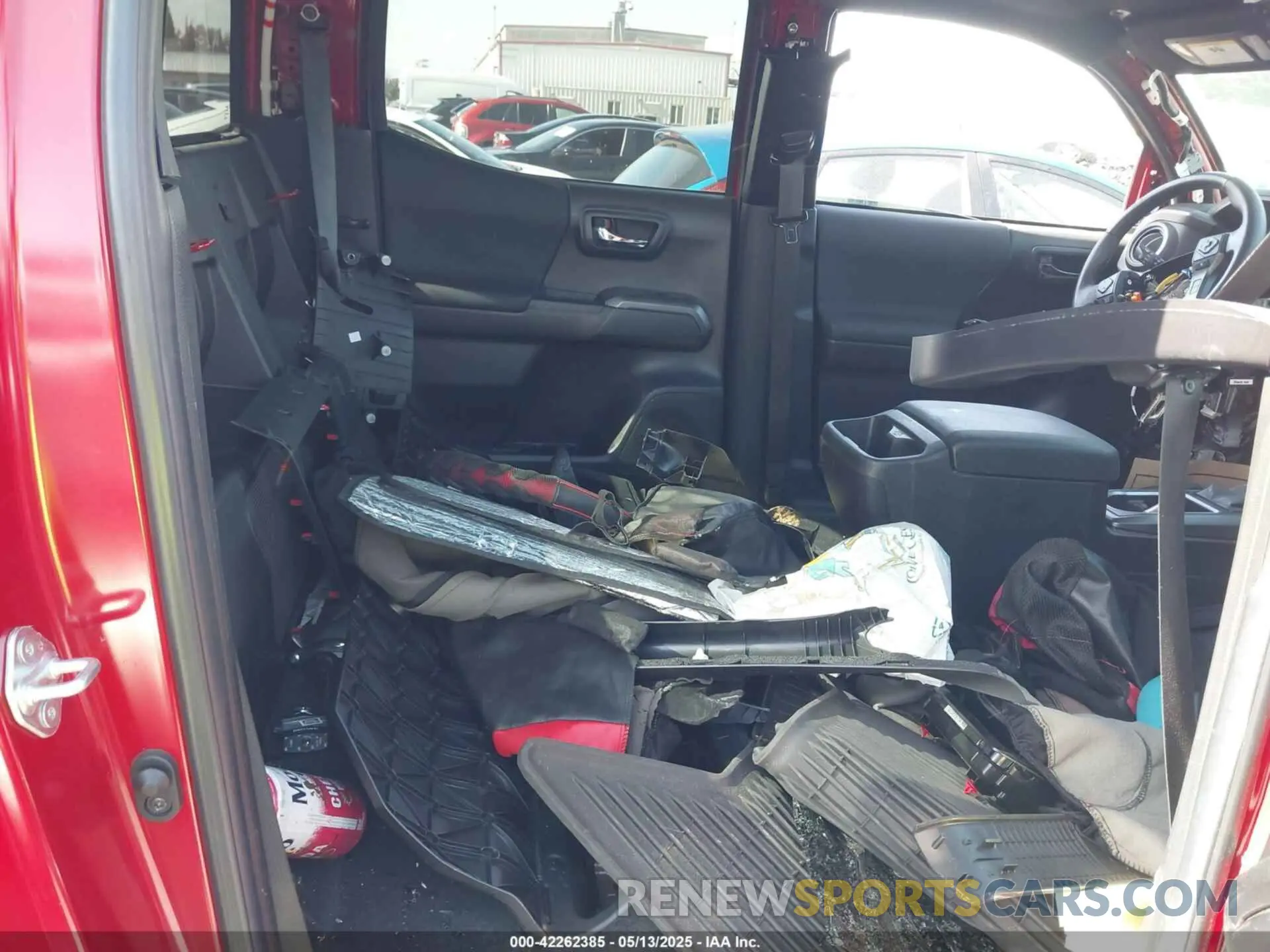 8 Photograph of a damaged car 3TMCZ5AN8NM493053 TOYOTA TACOMA 2022