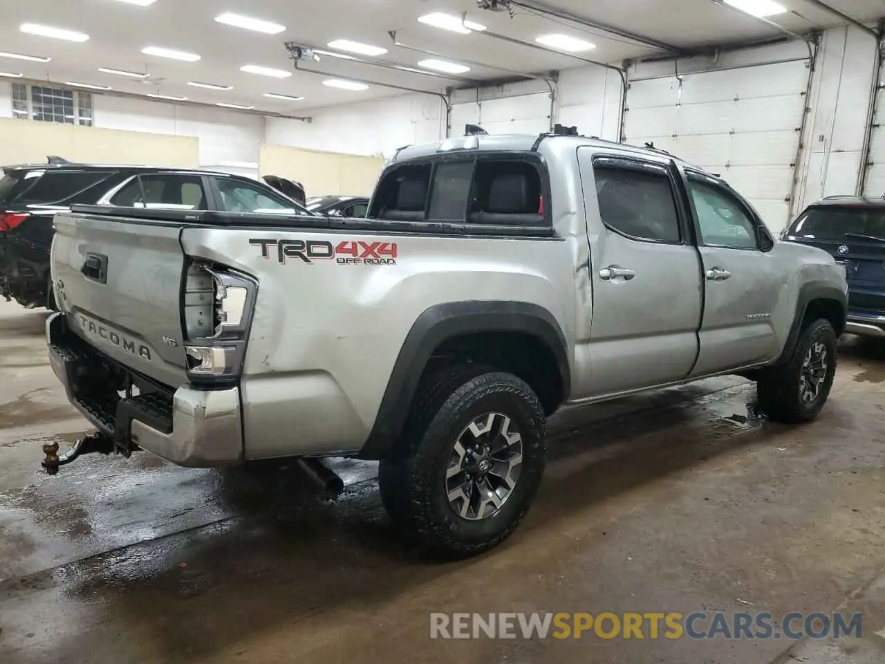 3 Photograph of a damaged car 3TMCZ5AN8NM507825 TOYOTA TACOMA 2022