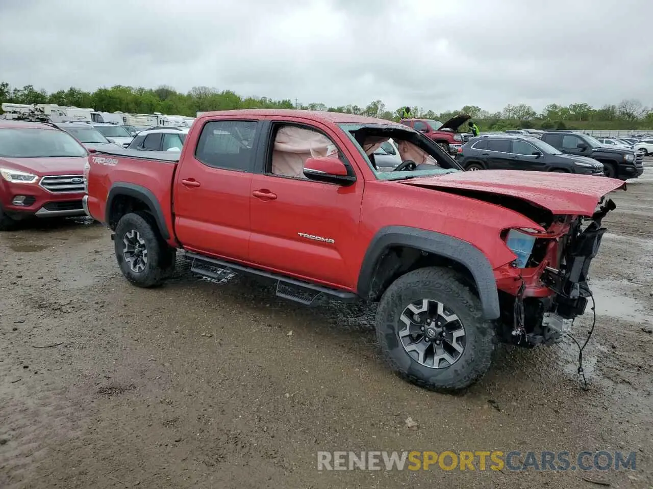 4 Photograph of a damaged car 3TMCZ5AN8NM508473 TOYOTA TACOMA 2022