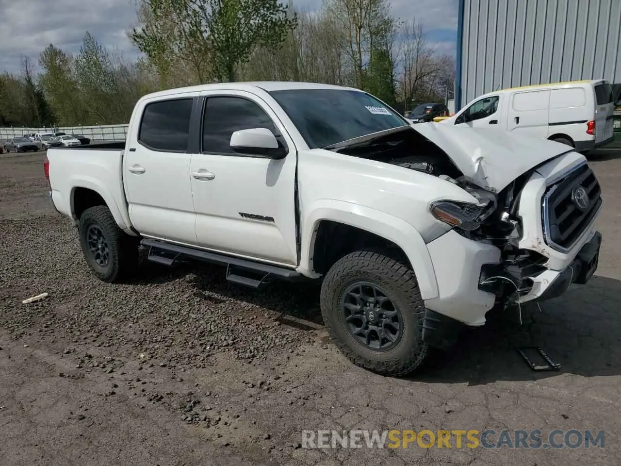 4 Photograph of a damaged car 3TMCZ5AN8NM515939 TOYOTA TACOMA 2022