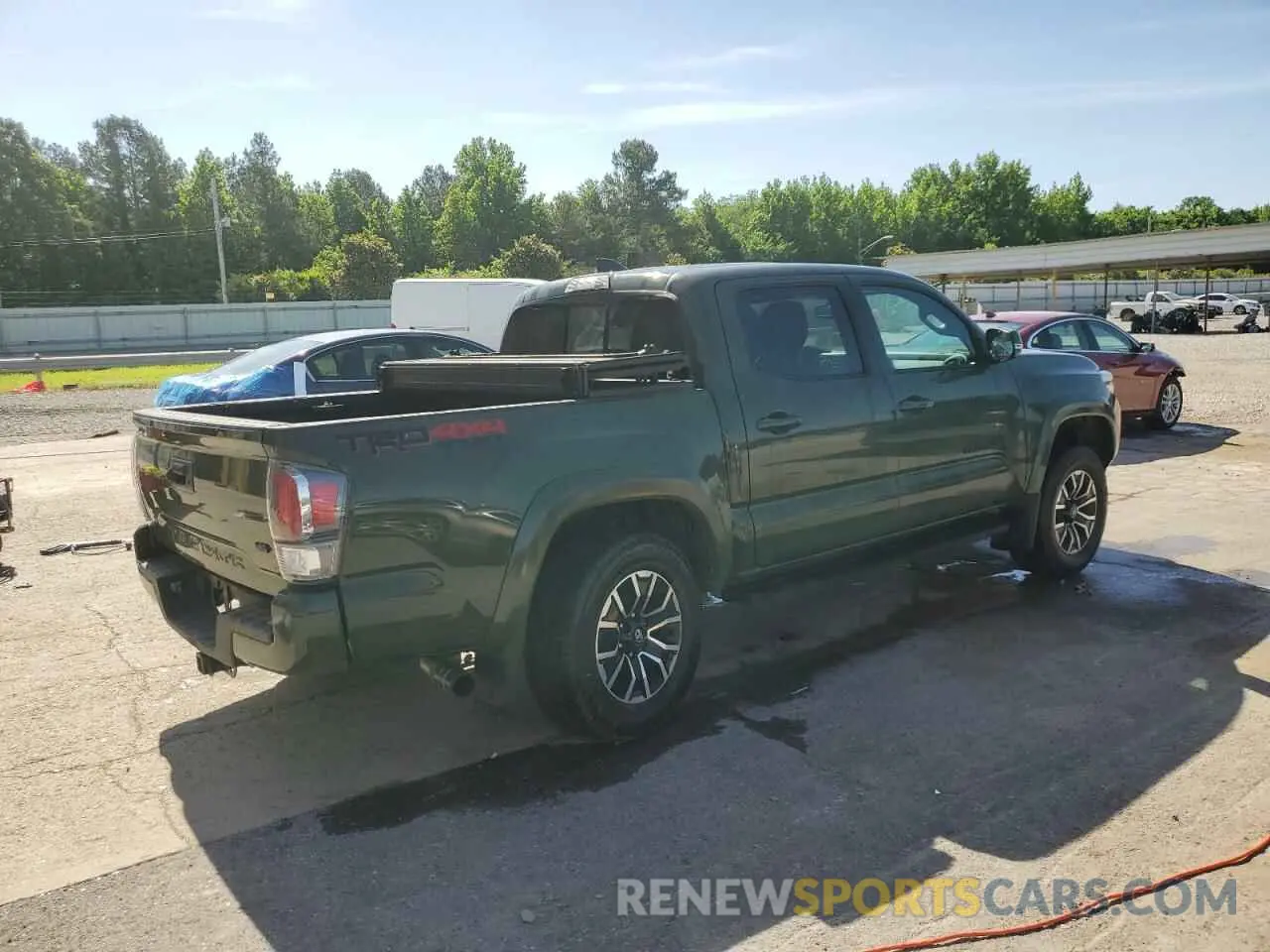 3 Photograph of a damaged car 3TMCZ5AN8NM519084 TOYOTA TACOMA 2022
