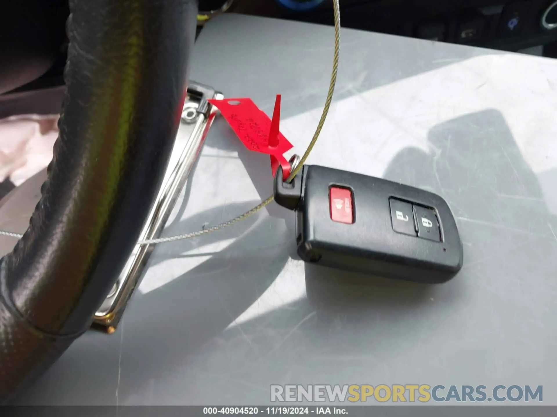 11 Photograph of a damaged car 3TMCZ5AN9NM464726 TOYOTA TACOMA 2022