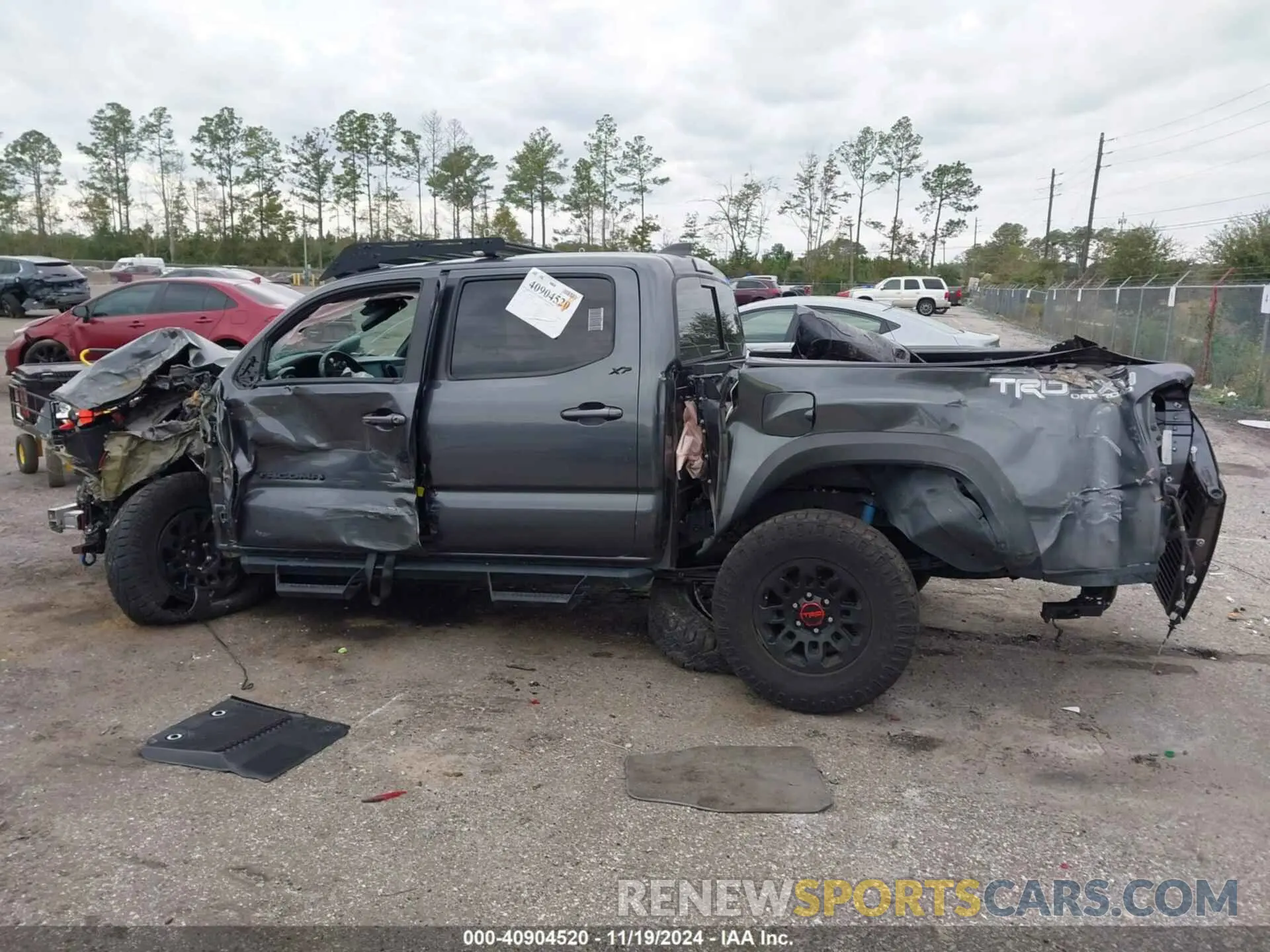 15 Photograph of a damaged car 3TMCZ5AN9NM464726 TOYOTA TACOMA 2022