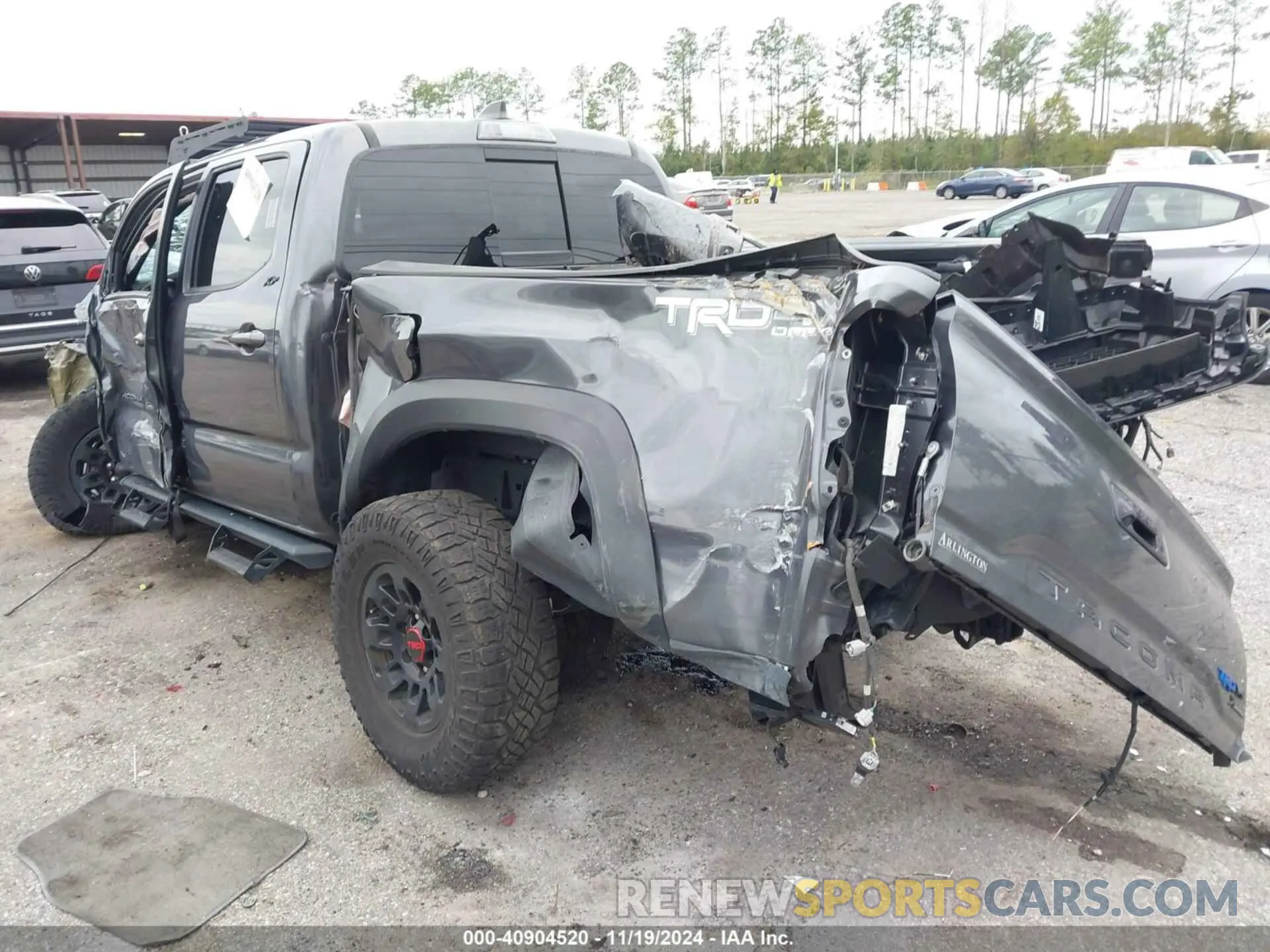 3 Photograph of a damaged car 3TMCZ5AN9NM464726 TOYOTA TACOMA 2022