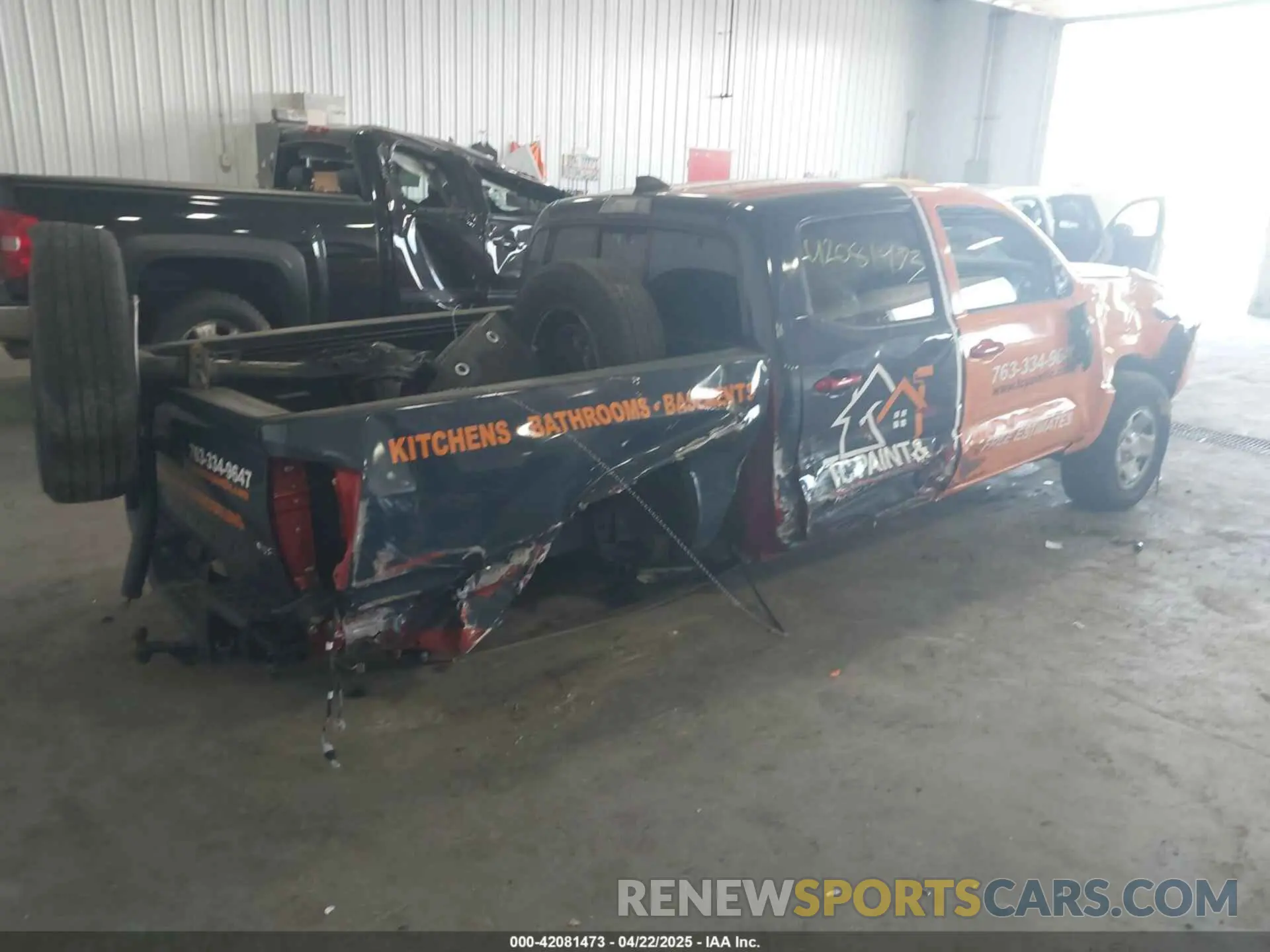4 Photograph of a damaged car 3TMCZ5AN9NM487293 TOYOTA TACOMA 2022