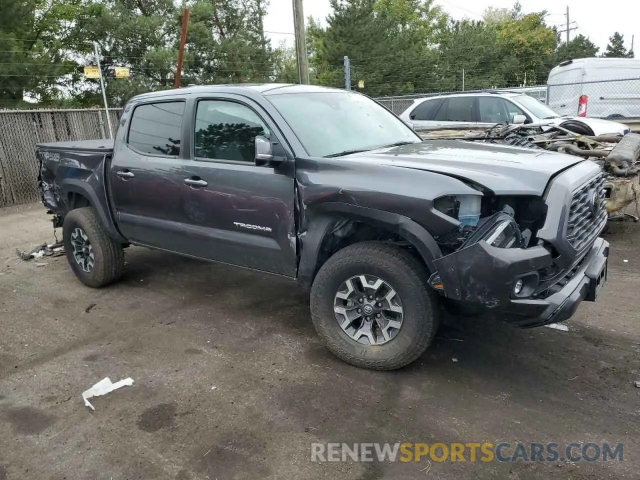4 Photograph of a damaged car 3TMCZ5AN9NM494860 TOYOTA TACOMA 2022