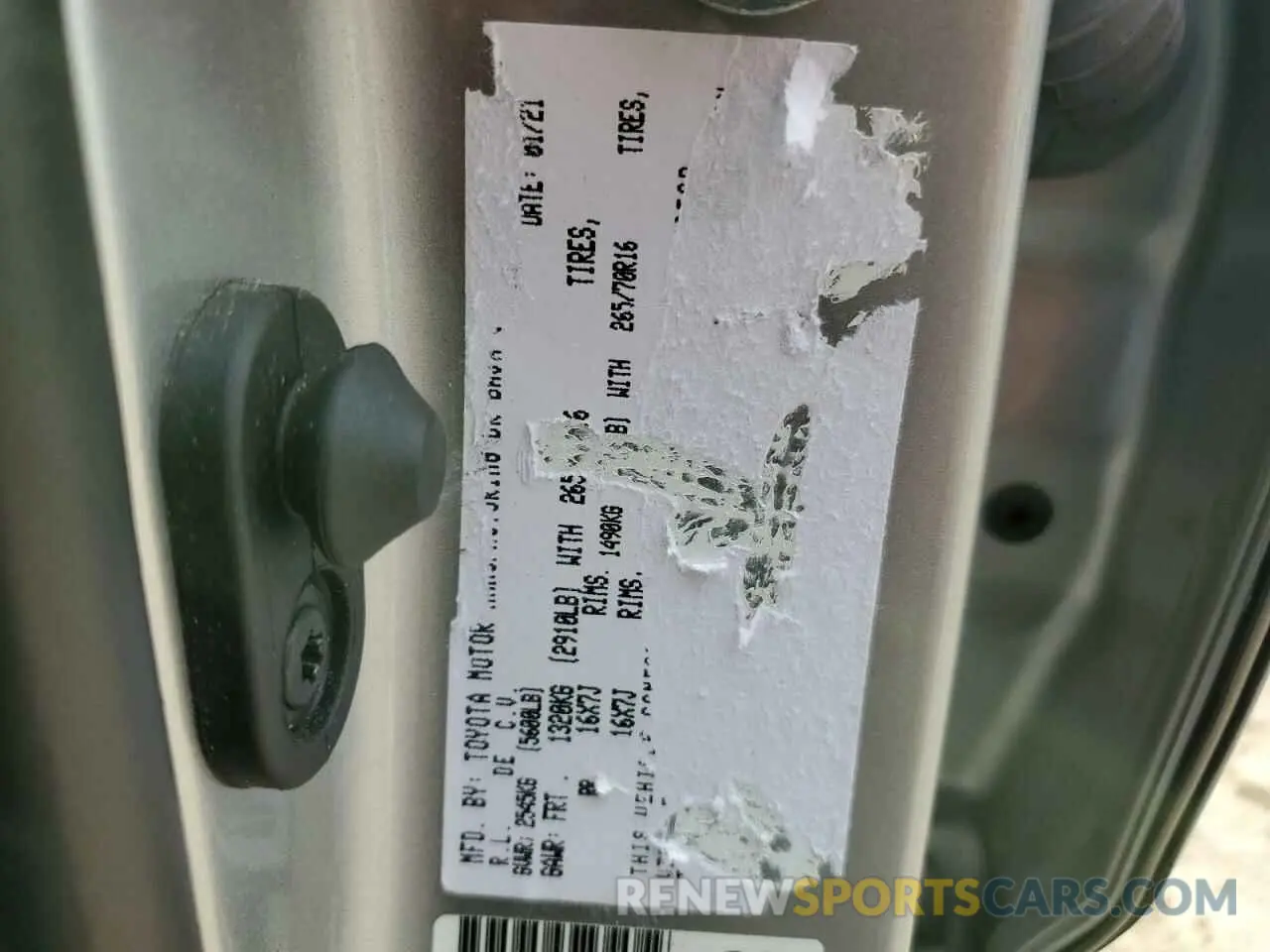12 Photograph of a damaged car 3TMCZ5AN9NM503024 TOYOTA TACOMA 2022