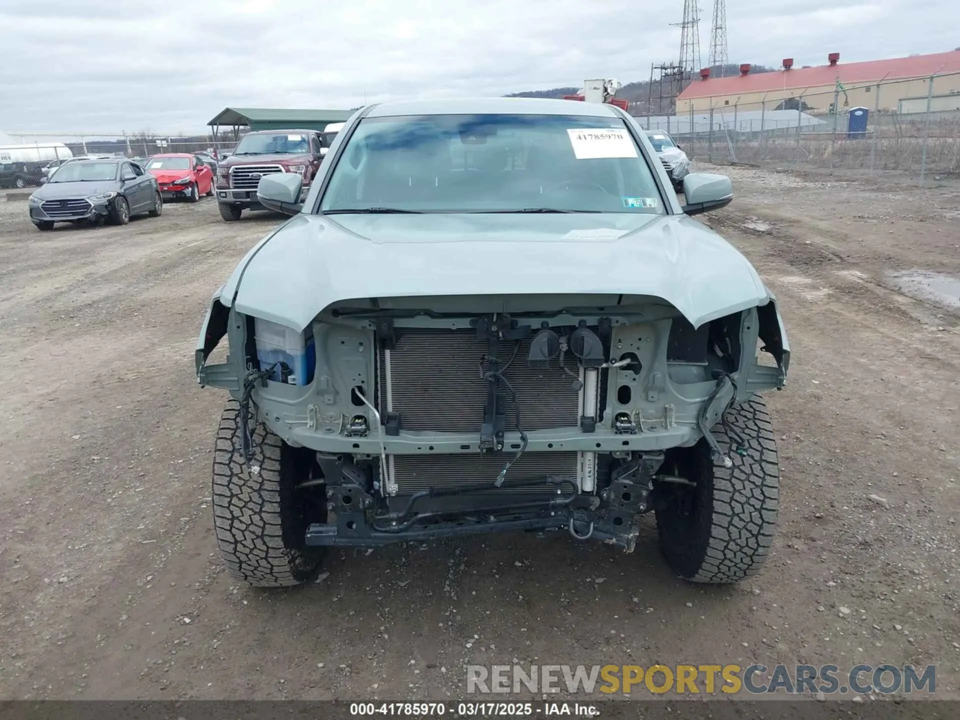 13 Photograph of a damaged car 3TMCZ5AN9NM508269 TOYOTA TACOMA 2022
