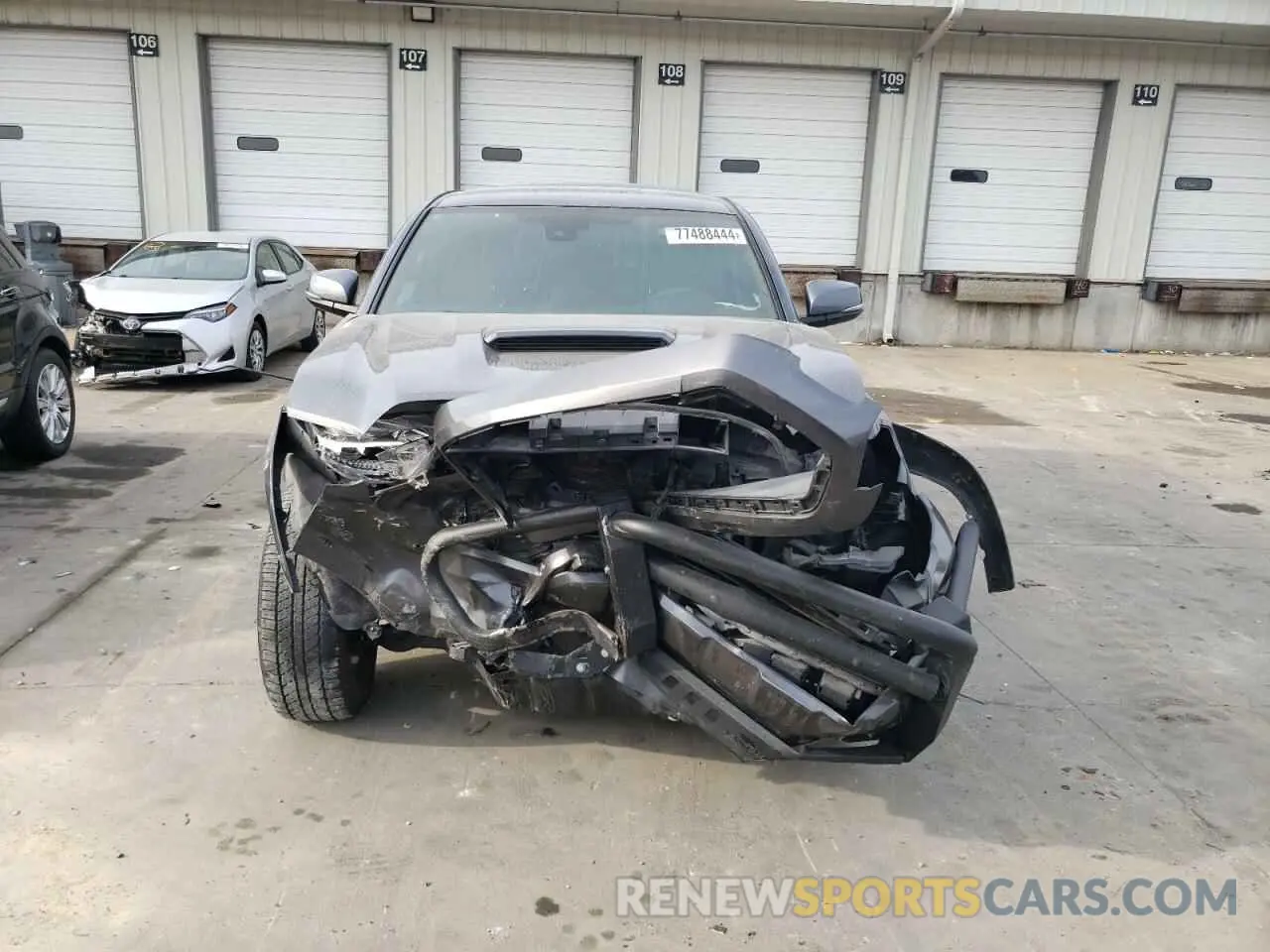5 Photograph of a damaged car 3TMCZ5AN9NM522012 TOYOTA TACOMA 2022