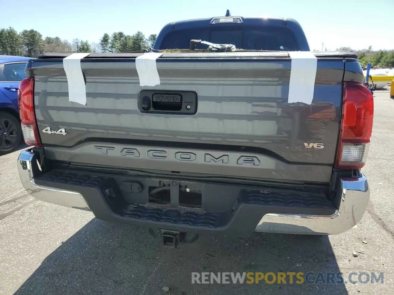 6 Photograph of a damaged car 3TMCZ5AN9NM525590 TOYOTA TACOMA 2022