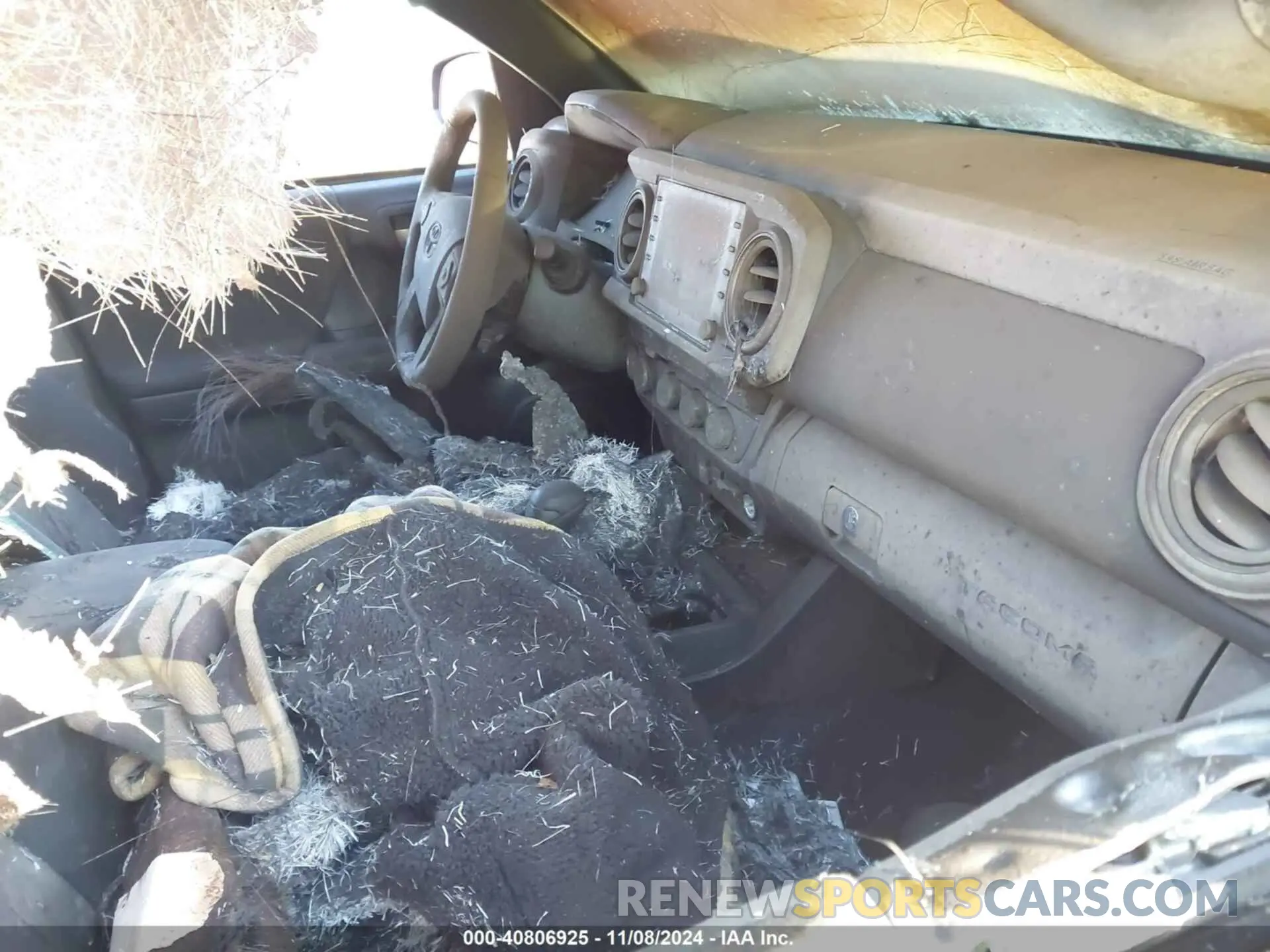 5 Photograph of a damaged car 3TMCZ5ANXNM490087 TOYOTA TACOMA 2022