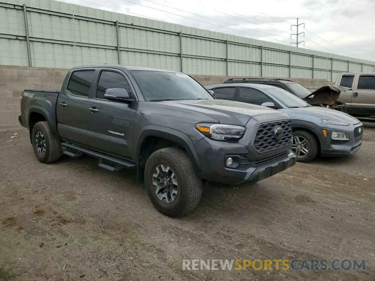 4 Photograph of a damaged car 3TMCZ5ANXNM498173 TOYOTA TACOMA 2022