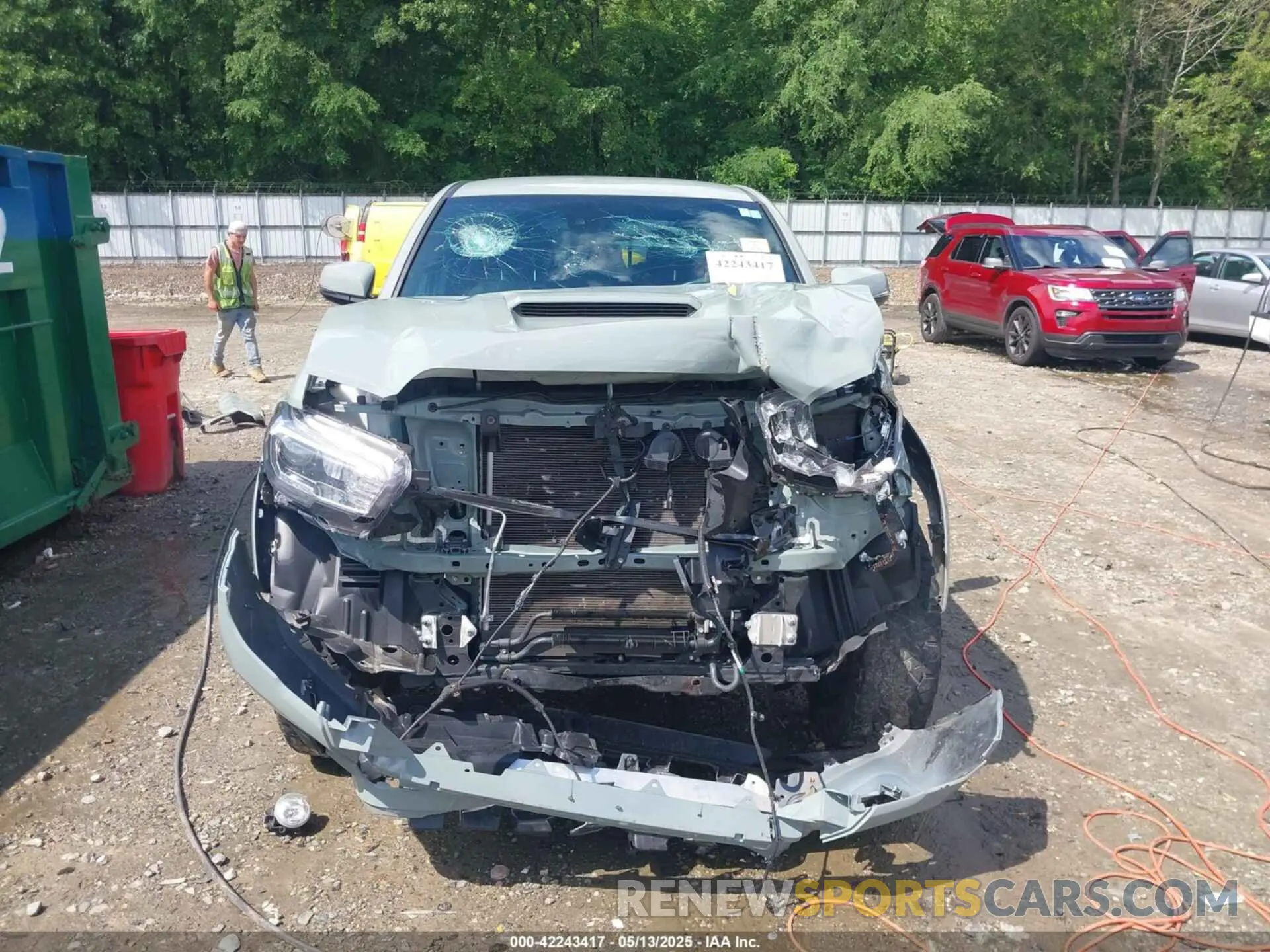 13 Photograph of a damaged car 3TMCZ5ANXNM498688 TOYOTA TACOMA 2022