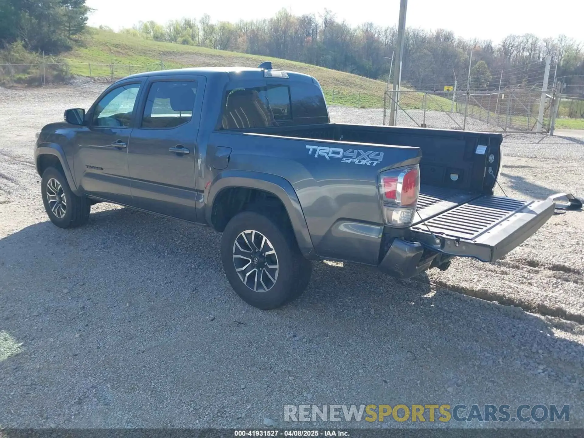 3 Photograph of a damaged car 3TMCZ5ANXNM508653 TOYOTA TACOMA 2022