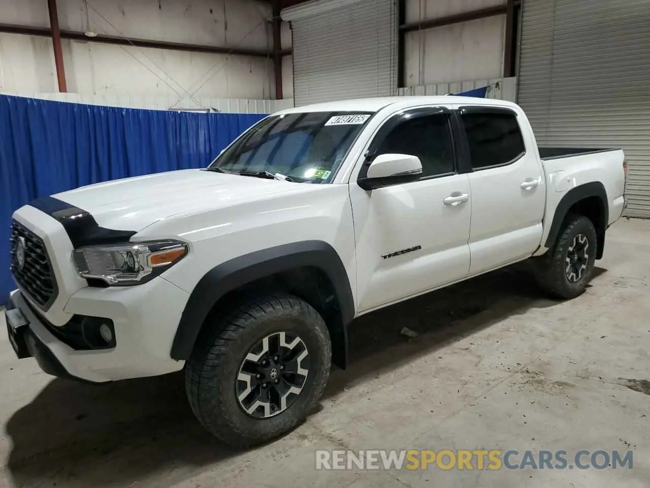 1 Photograph of a damaged car 3TMCZ5ANXNM517191 TOYOTA TACOMA 2022