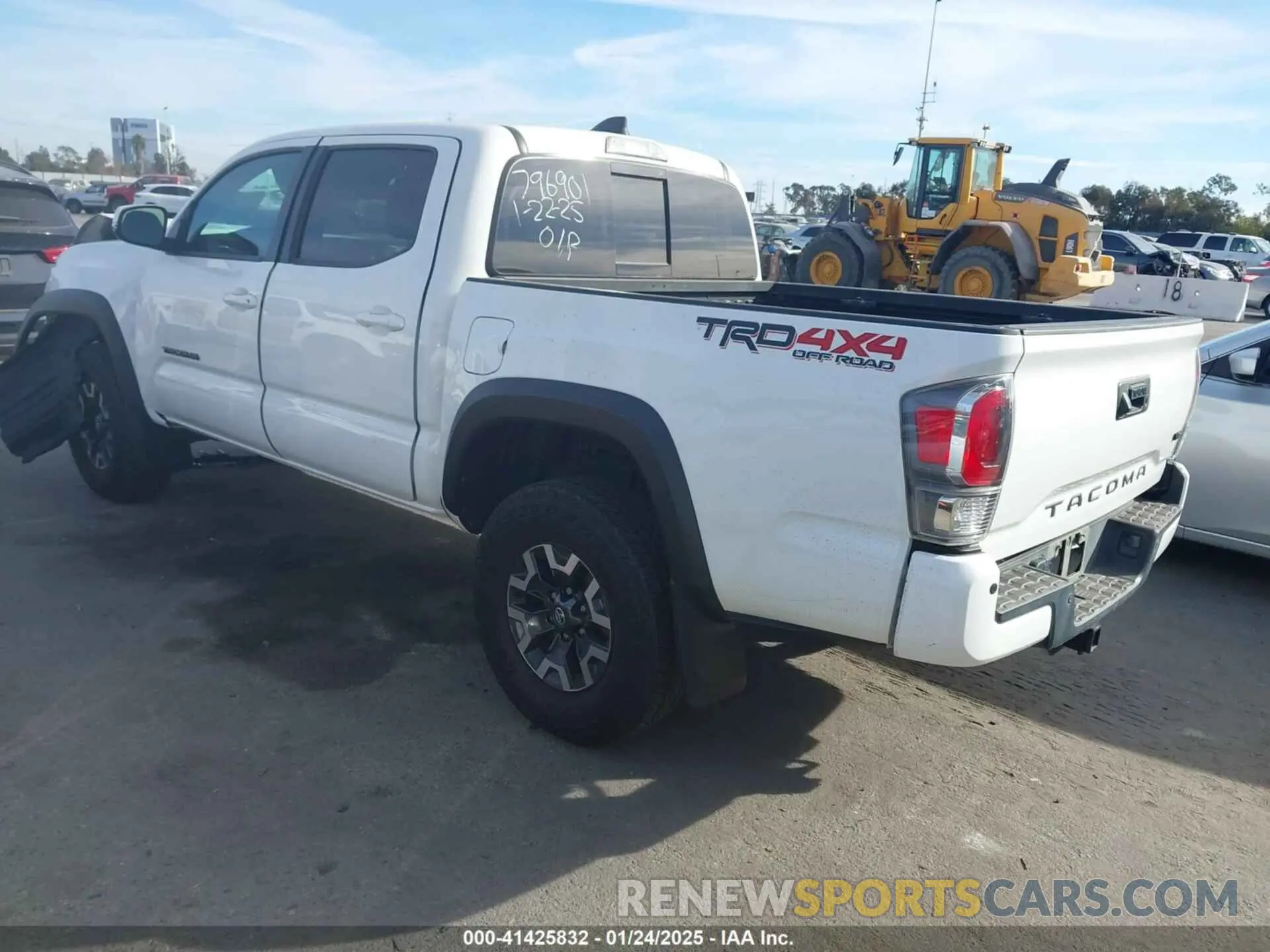 3 Photograph of a damaged car 3TMCZ5ANXNM528031 TOYOTA TACOMA 2022