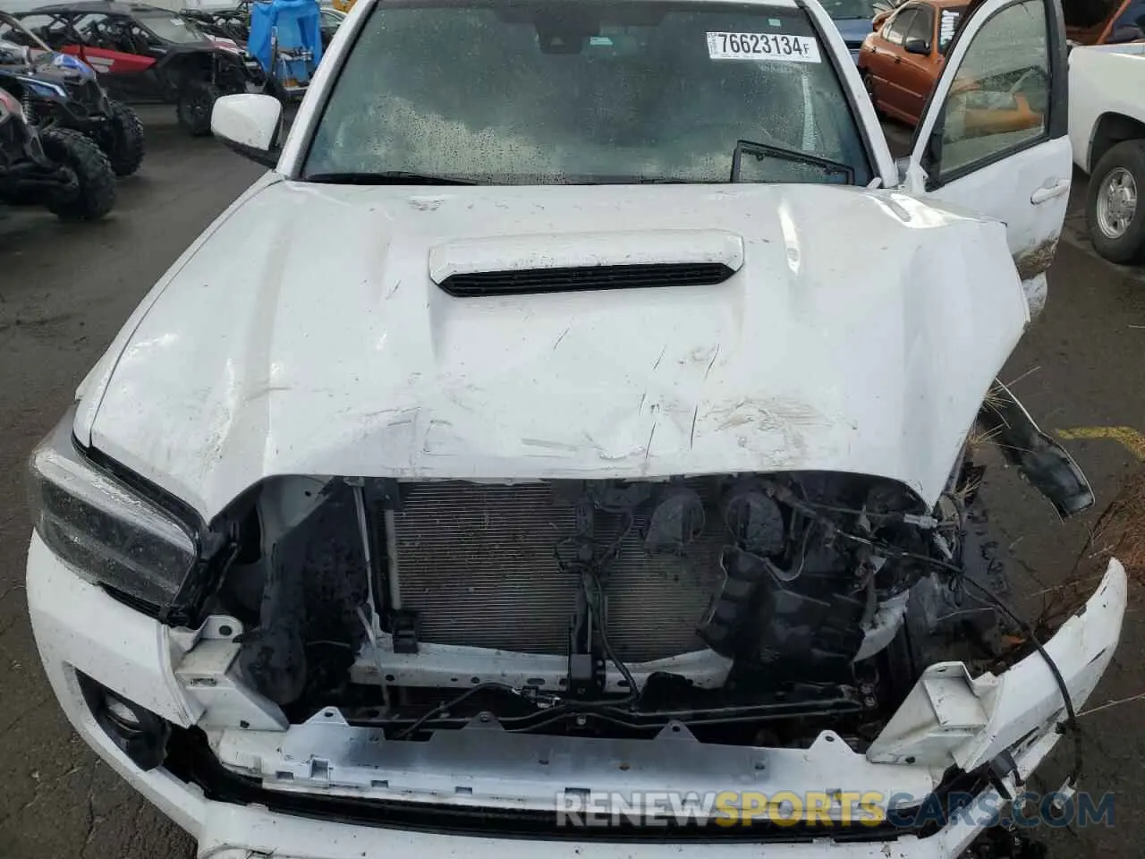 11 Photograph of a damaged car 3TMCZ5ANXNM532998 TOYOTA TACOMA 2022