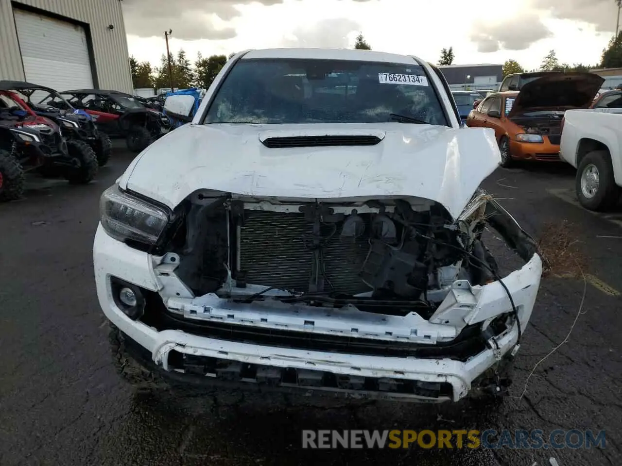 5 Photograph of a damaged car 3TMCZ5ANXNM532998 TOYOTA TACOMA 2022