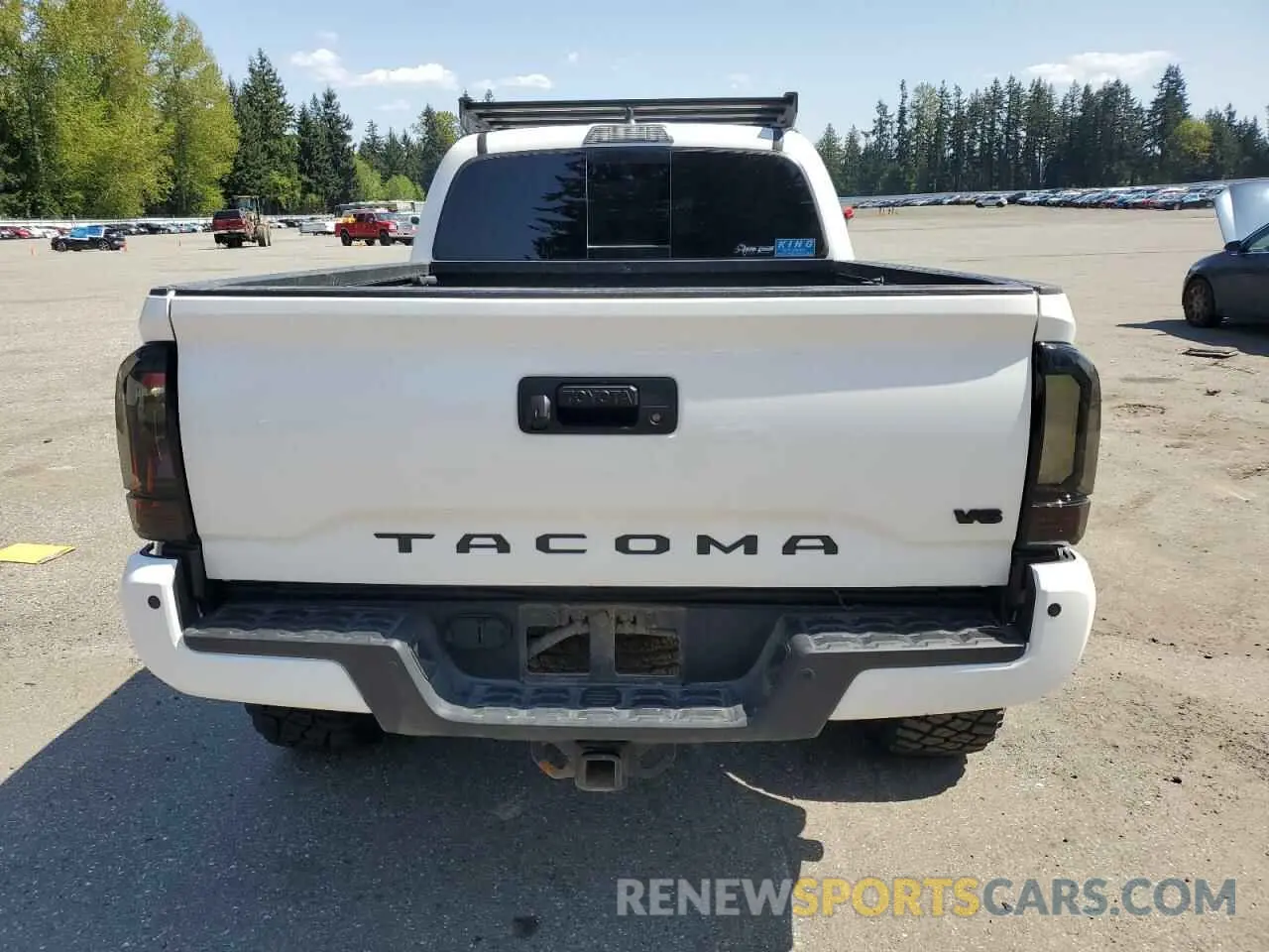 6 Photograph of a damaged car 3TMDZ5BN0NM124898 TOYOTA TACOMA 2022