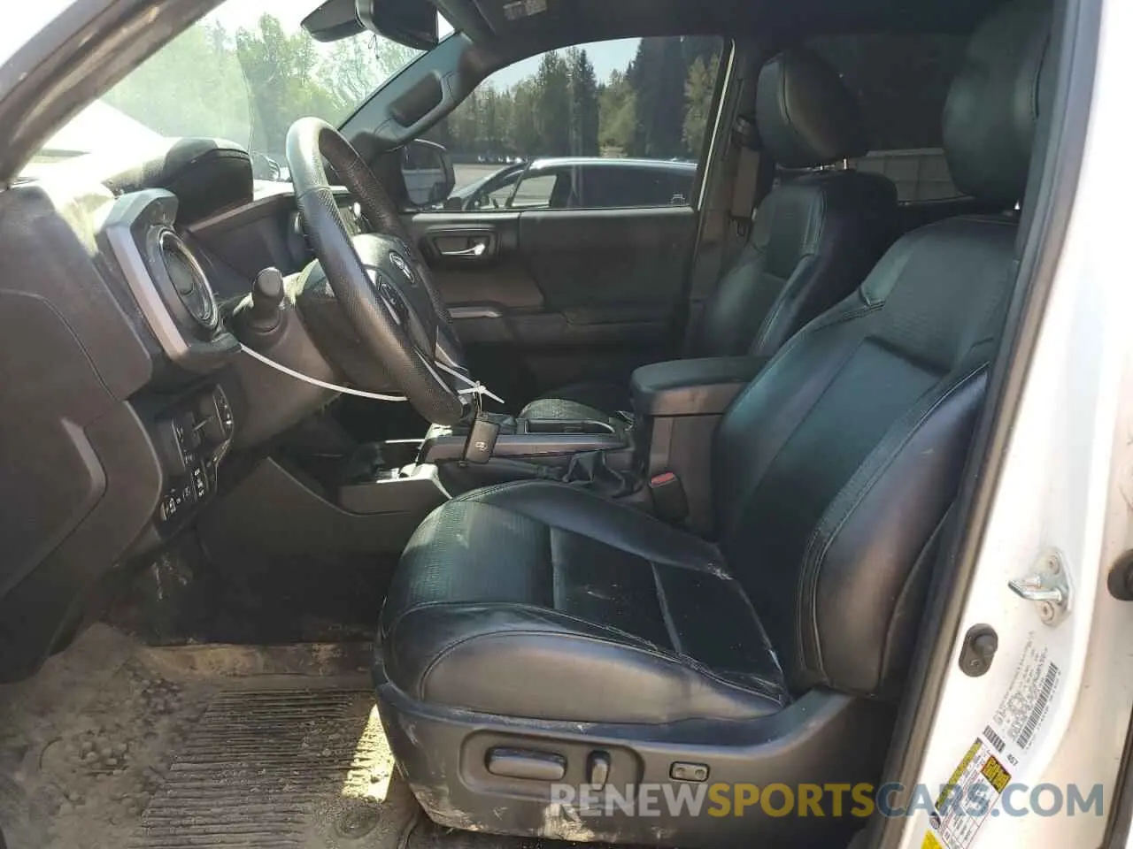 7 Photograph of a damaged car 3TMDZ5BN0NM124898 TOYOTA TACOMA 2022