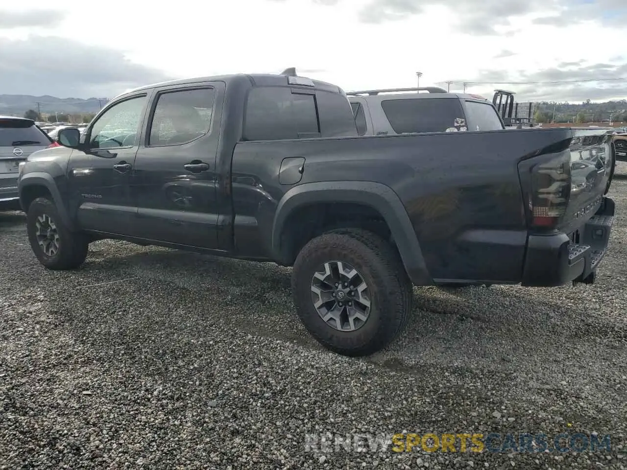2 Photograph of a damaged car 3TMDZ5BN1NM126384 TOYOTA TACOMA 2022