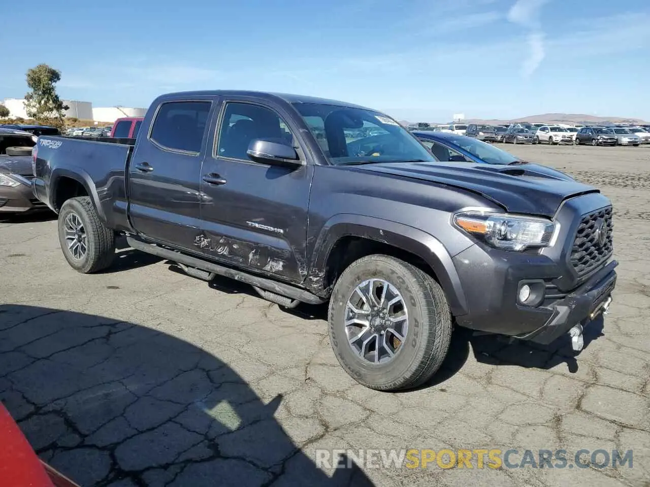 4 Photograph of a damaged car 3TMDZ5BN1NM130791 TOYOTA TACOMA 2022