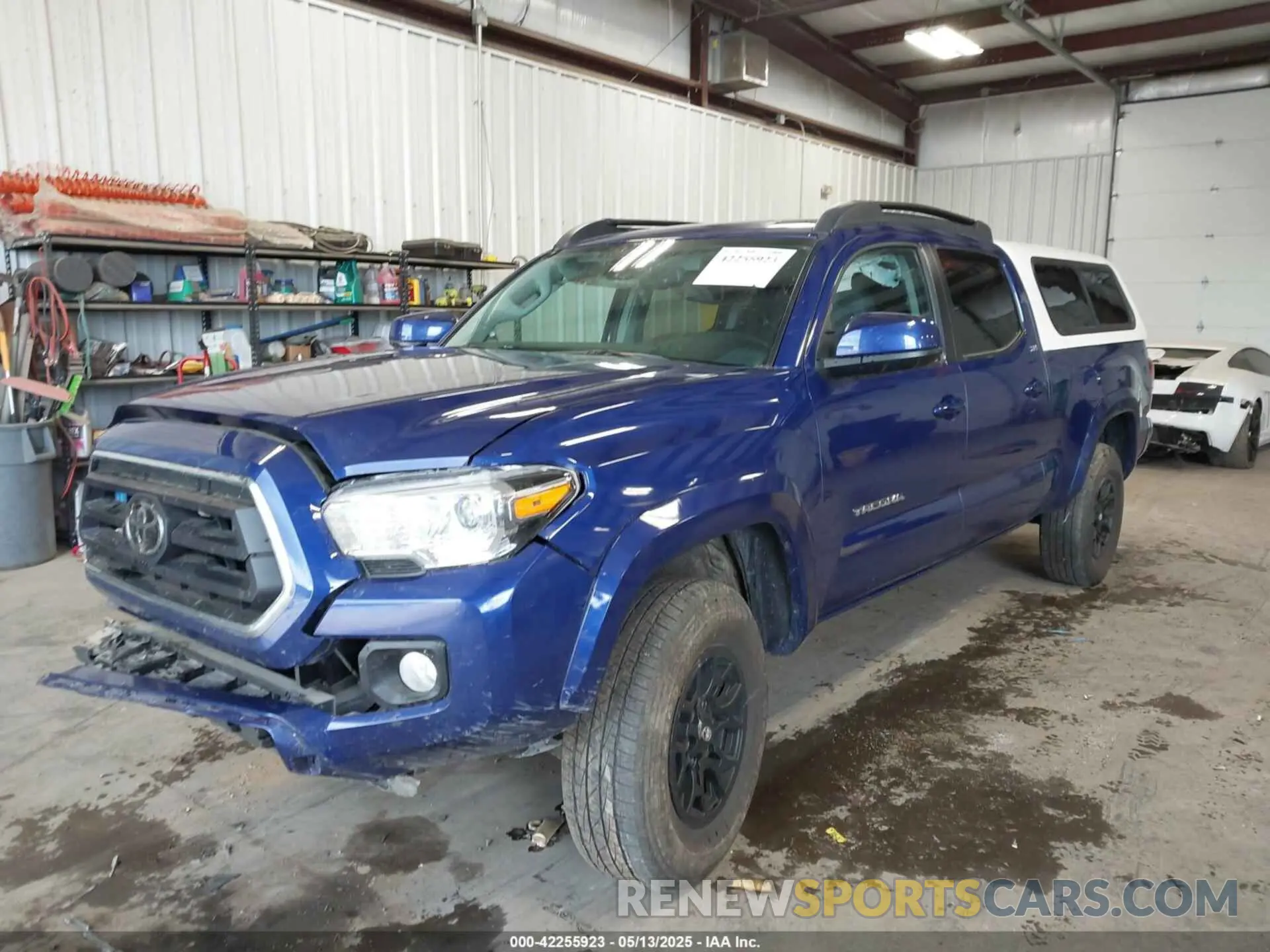 2 Photograph of a damaged car 3TMDZ5BN2NM139659 TOYOTA TACOMA 2022