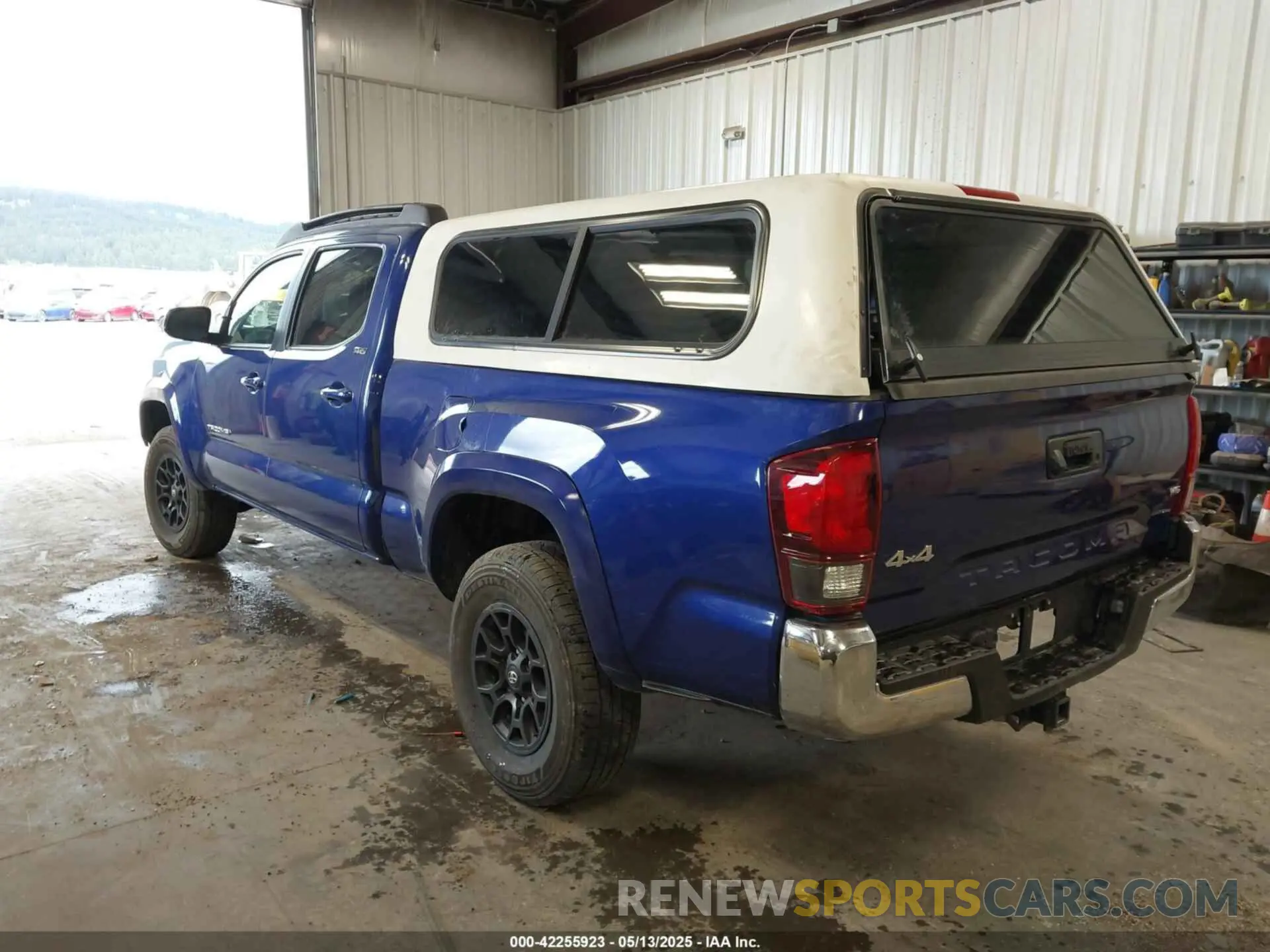 3 Photograph of a damaged car 3TMDZ5BN2NM139659 TOYOTA TACOMA 2022