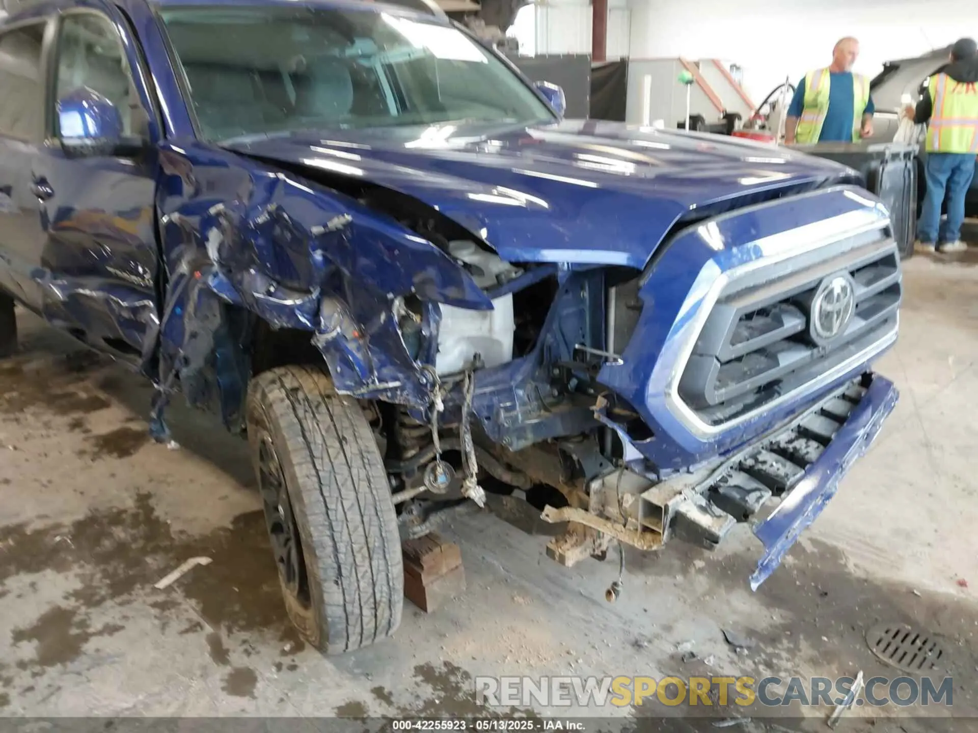 6 Photograph of a damaged car 3TMDZ5BN2NM139659 TOYOTA TACOMA 2022