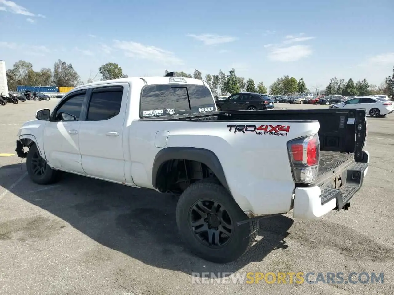 2 Photograph of a damaged car 3TMDZ5BN3NM124880 TOYOTA TACOMA 2022