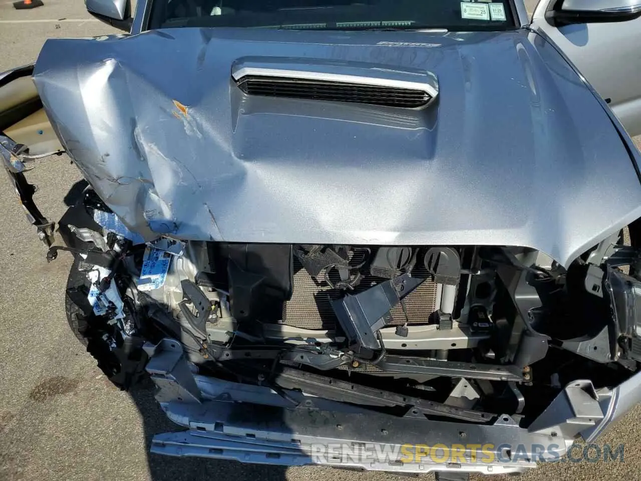11 Photograph of a damaged car 3TMDZ5BN3NM126516 TOYOTA TACOMA 2022