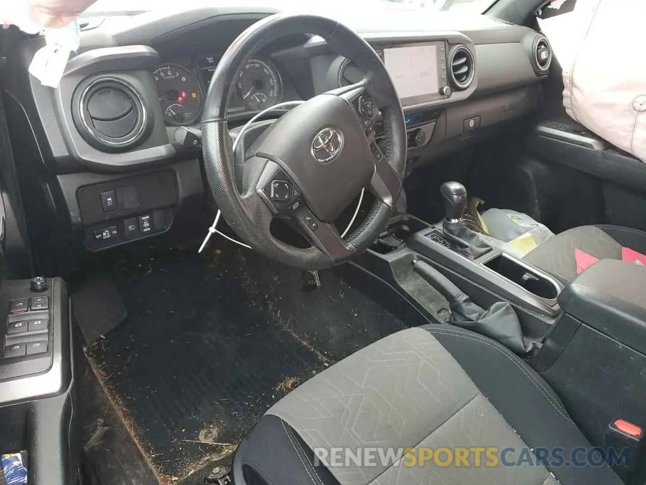 8 Photograph of a damaged car 3TMDZ5BN3NM137788 TOYOTA TACOMA 2022