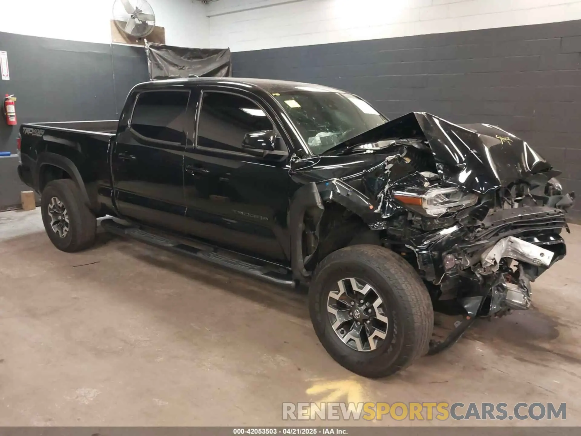 1 Photograph of a damaged car 3TMDZ5BN4NM126377 TOYOTA TACOMA 2022