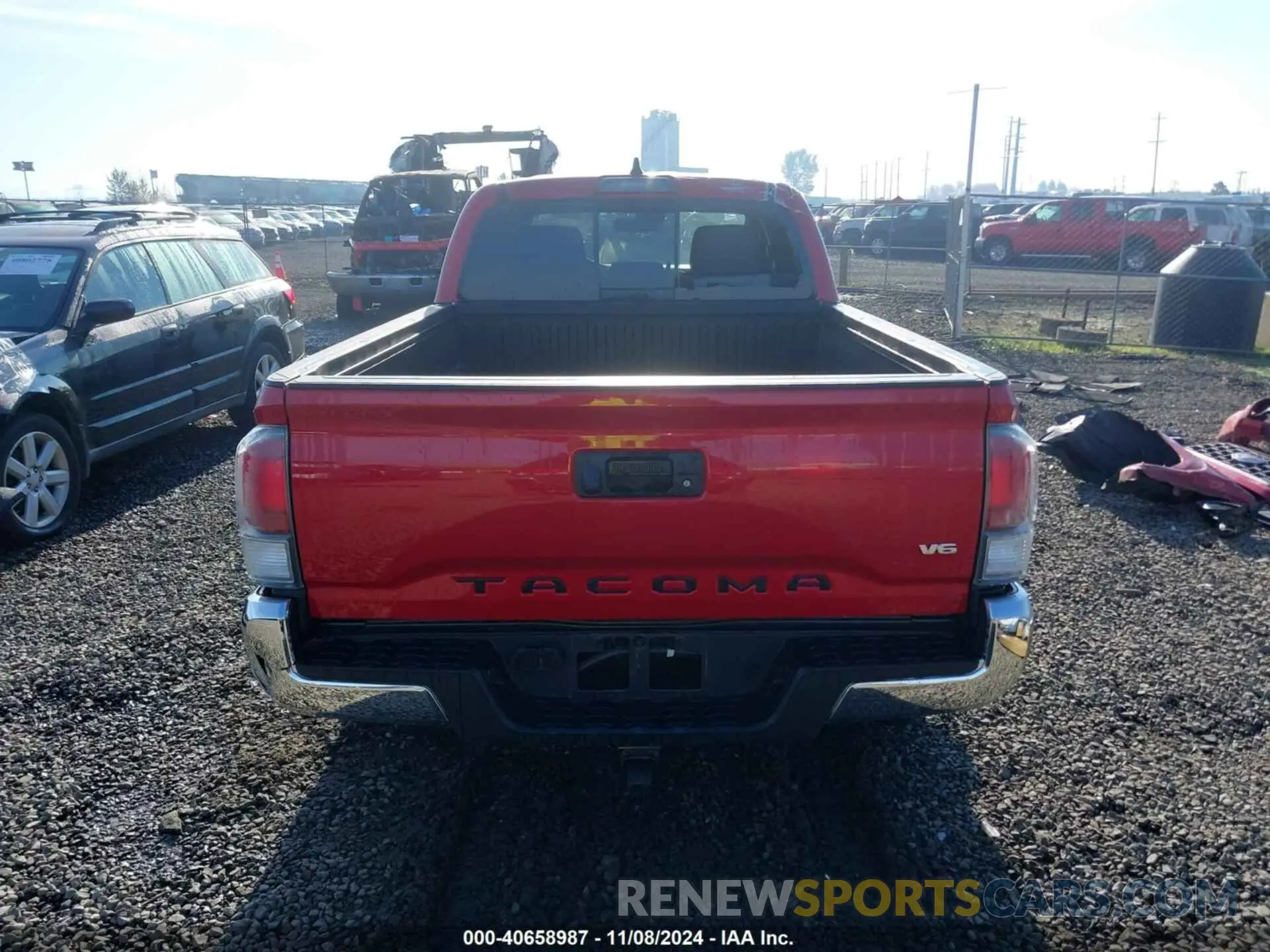 17 Photograph of a damaged car 3TMDZ5BN4NM127772 TOYOTA TACOMA 2022