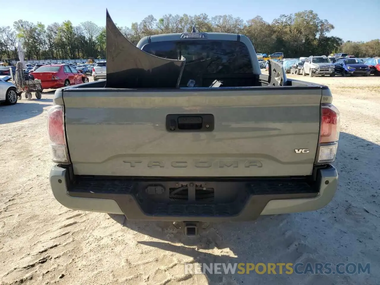 6 Photograph of a damaged car 3TMDZ5BN5NM135699 TOYOTA TACOMA 2022