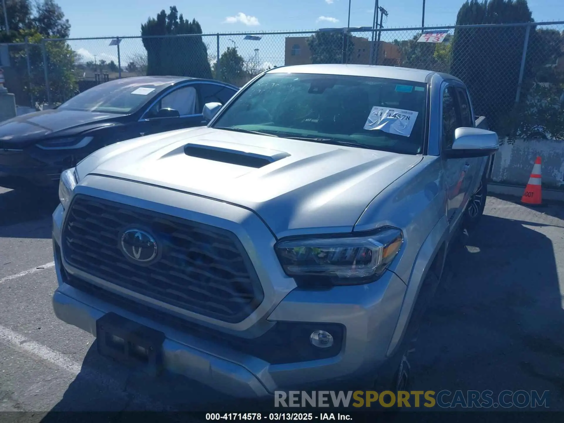 2 Photograph of a damaged car 3TMDZ5BN6NM122590 TOYOTA TACOMA 2022