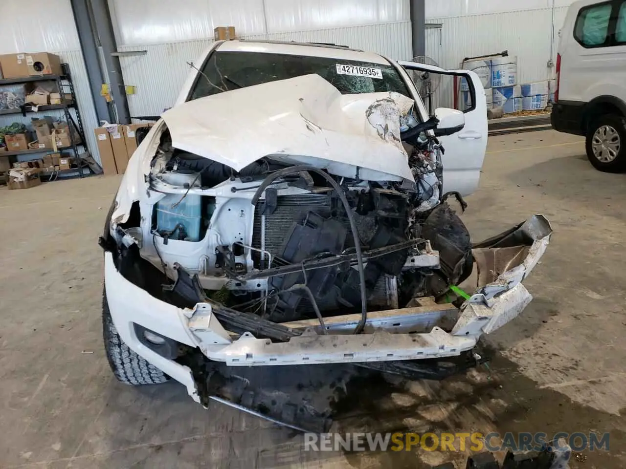 5 Photograph of a damaged car 3TMDZ5BN7NM124347 TOYOTA TACOMA 2022