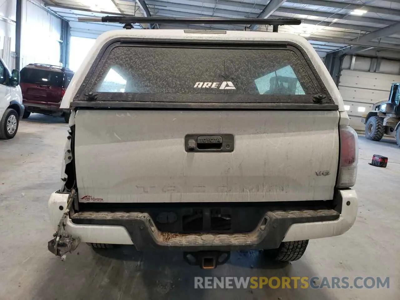 6 Photograph of a damaged car 3TMDZ5BN7NM124347 TOYOTA TACOMA 2022
