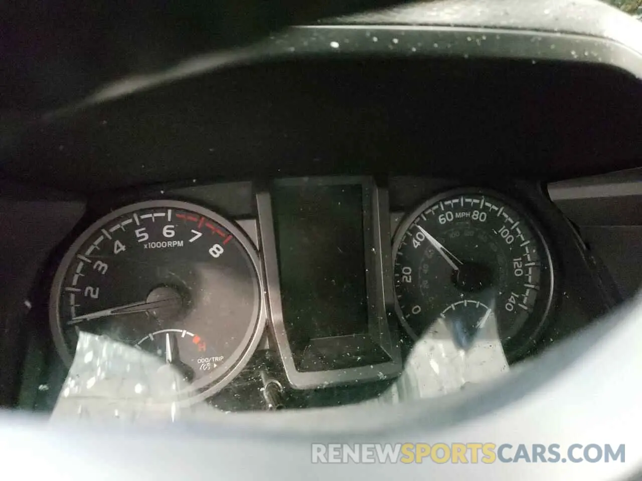 9 Photograph of a damaged car 3TMDZ5BN7NM124347 TOYOTA TACOMA 2022