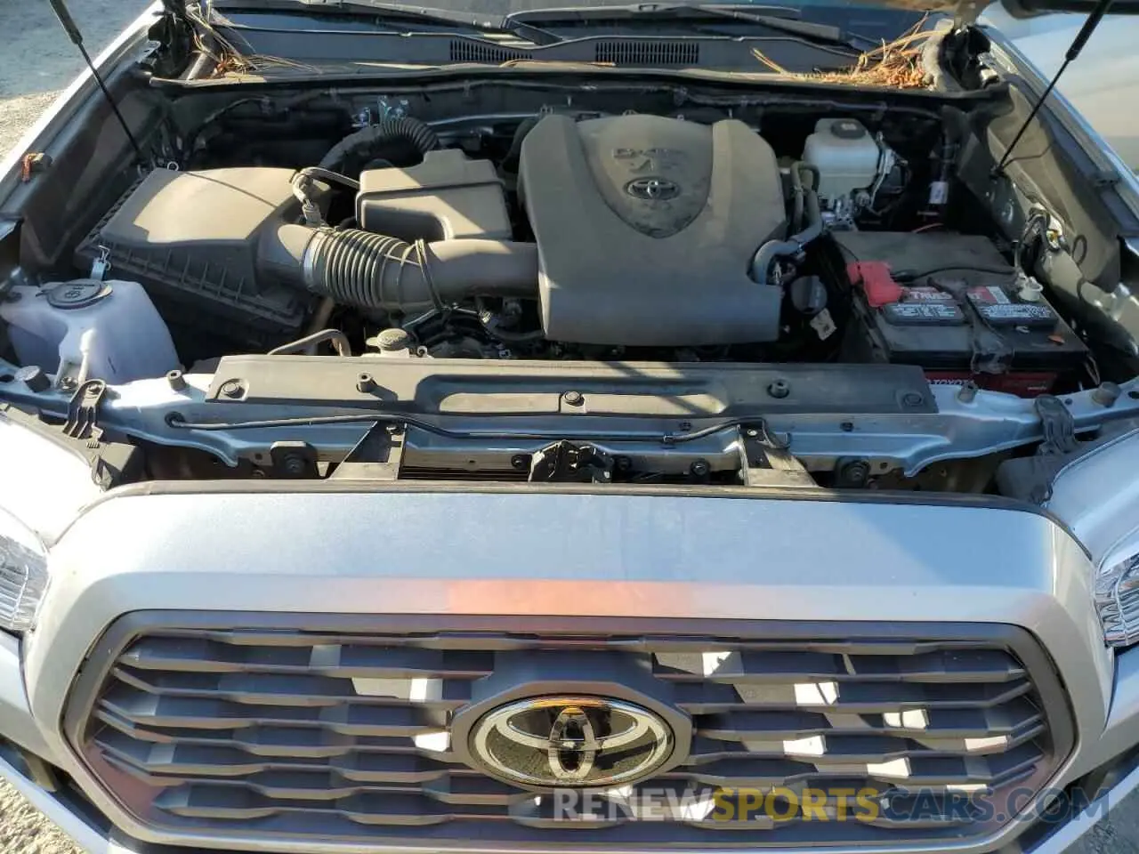 11 Photograph of a damaged car 3TMDZ5BN7NM131301 TOYOTA TACOMA 2022