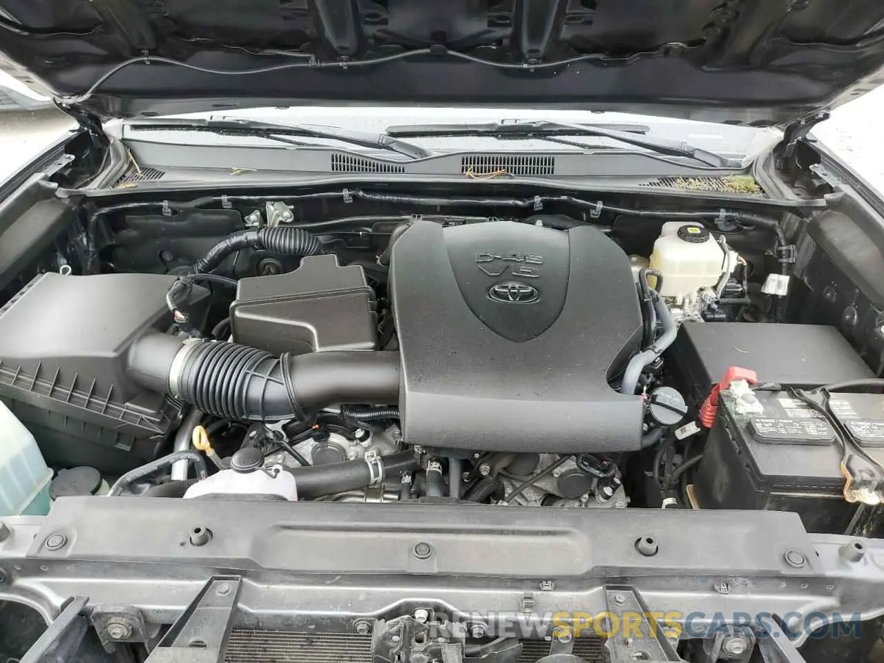 11 Photograph of a damaged car 3TMDZ5BN7NM134019 TOYOTA TACOMA 2022