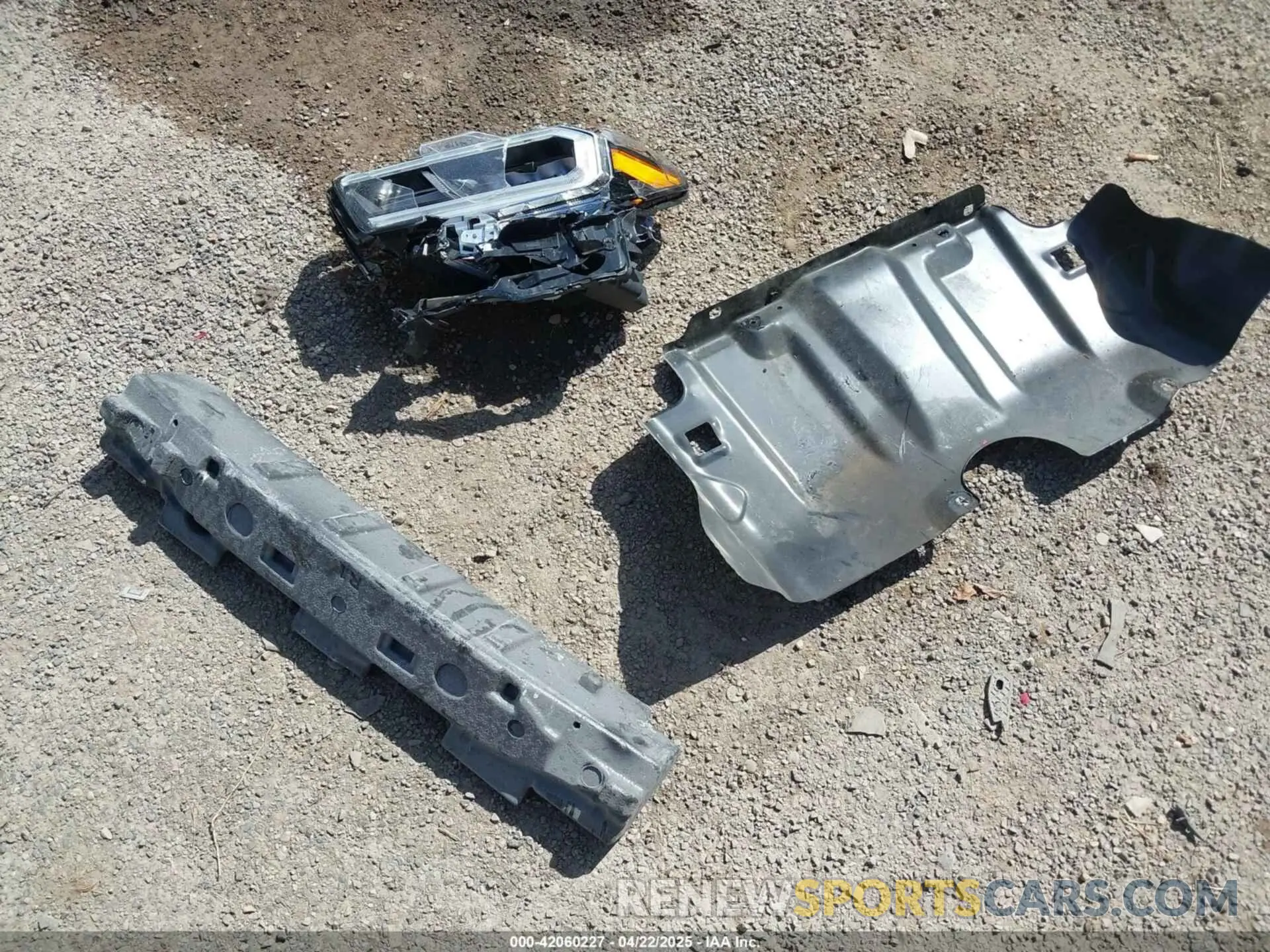 12 Photograph of a damaged car 3TMDZ5BN7NM140340 TOYOTA TACOMA 2022